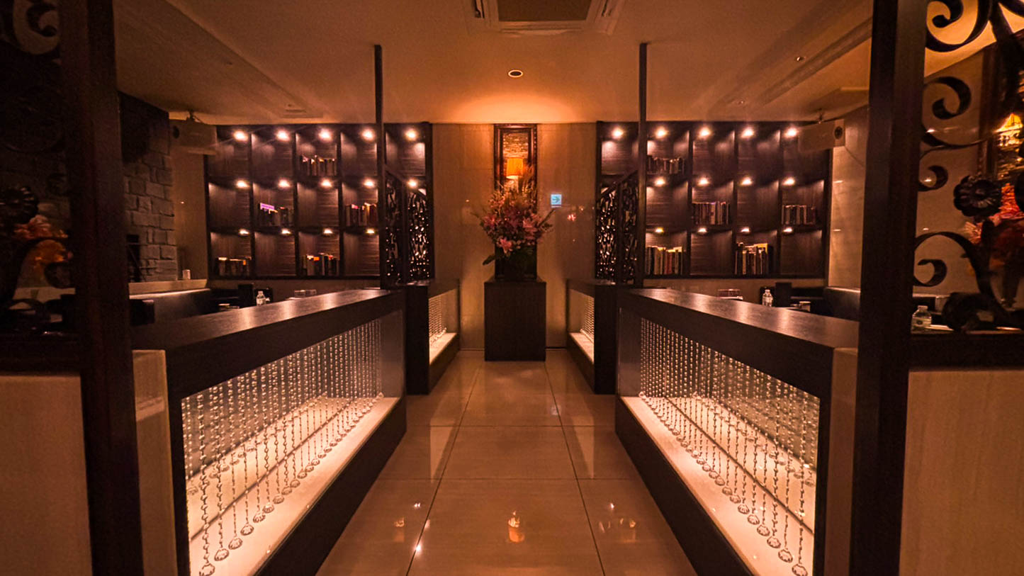 メインラウンジ